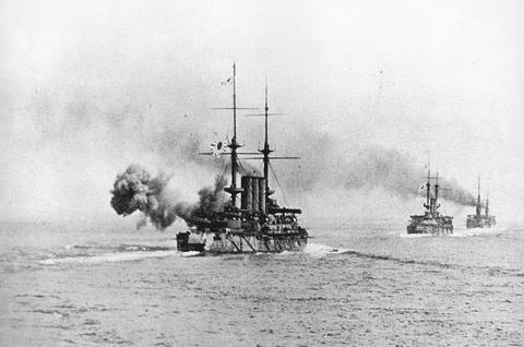 Battleship free online multiplayer game — historic battleships firing at sea