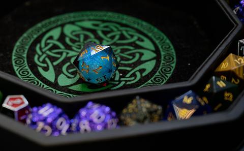 Dice Royale free online multiplayer game — tray of colorful polyhedral dice